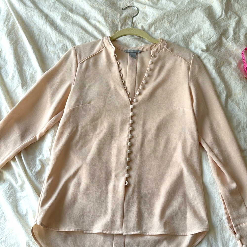 H&M blouse sz 6, pale pink color
